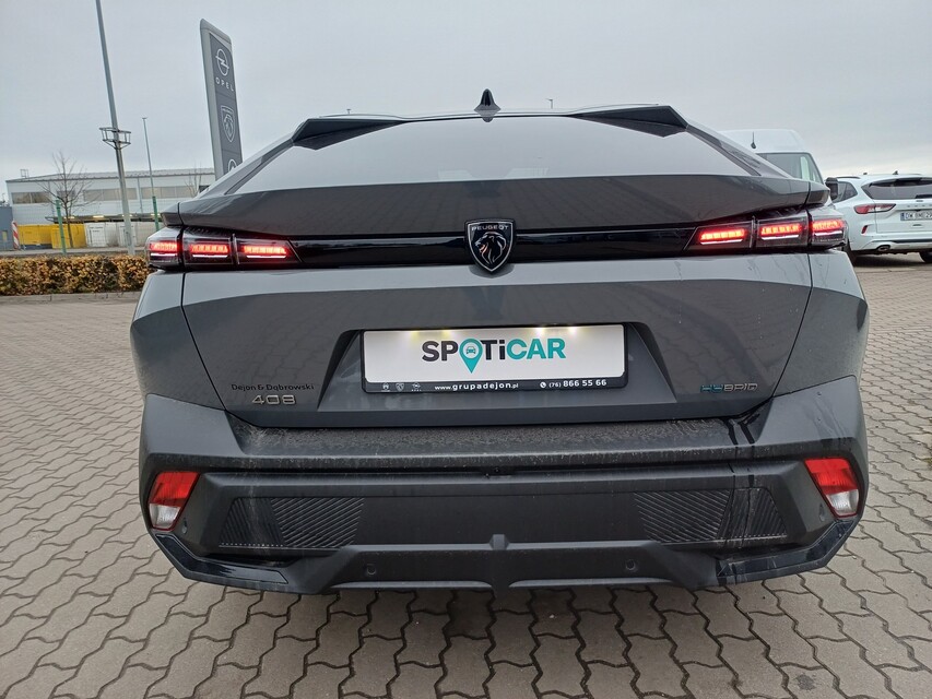 Peugeot 408
